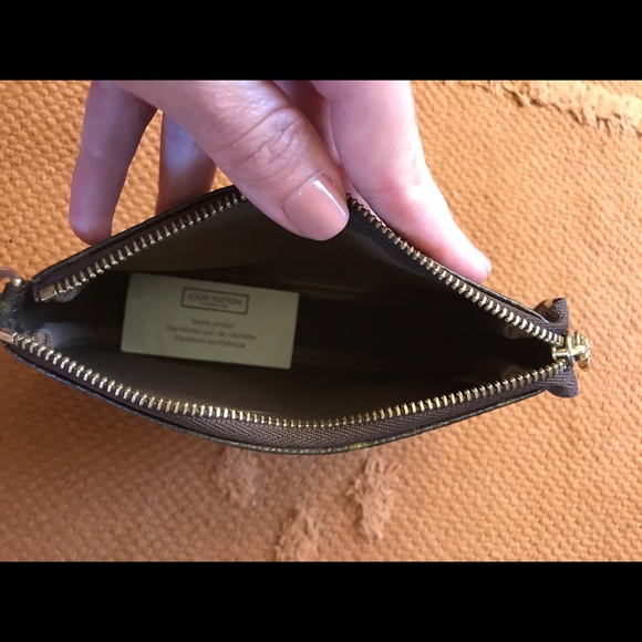 Monogram Louis Vuitton mini pochette accessories - Picture 5 of 16